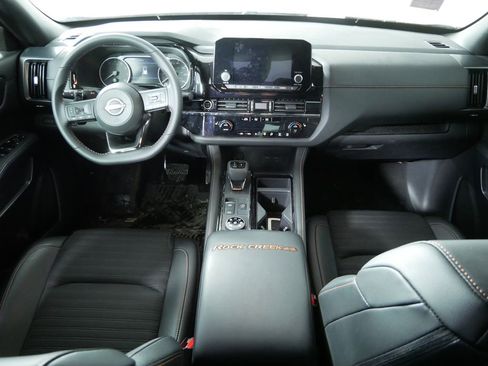 Used 2024 Nissan Pathfinder Rock Creek image 19