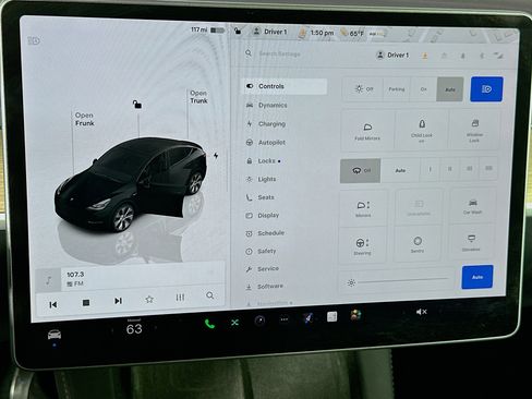 Used 2024 Tesla Model Y Long Range image 25