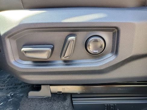 New 2026 Toyota Tundra Platinum AWD/4WD image 20