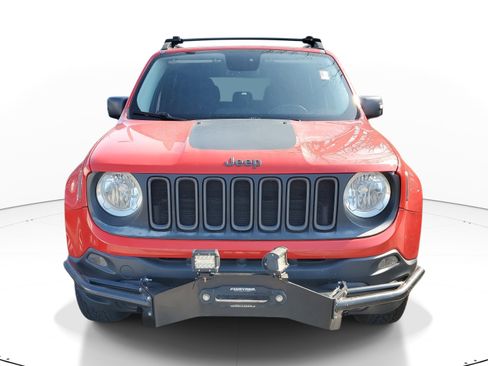 Used 2017 Jeep Renegade Trailhawk w/ Trailer Tow Group image 2