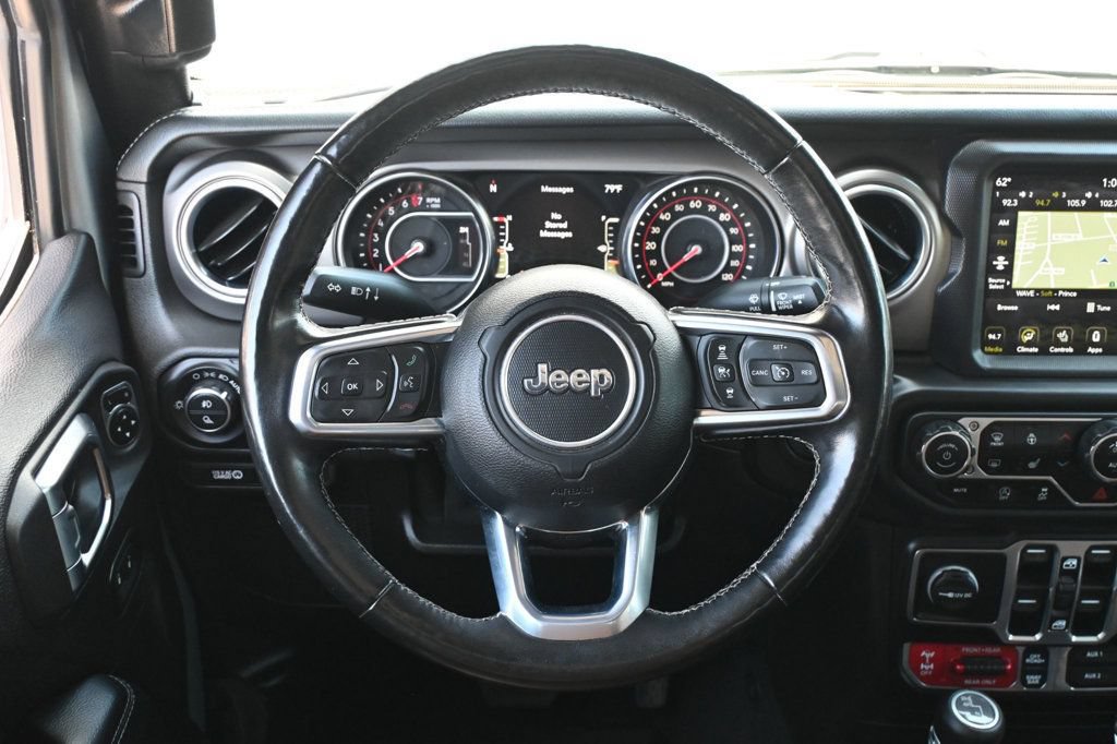Used 2020 Jeep Gladiator Rubicon AWD/4WD image 16