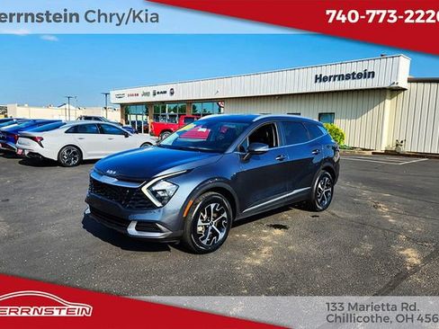 Used 2023 Kia Sportage EX AWD/4WD image 3