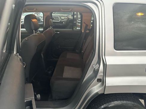 Used 2016 Jeep Patriot Sport AWD/4WD image 12