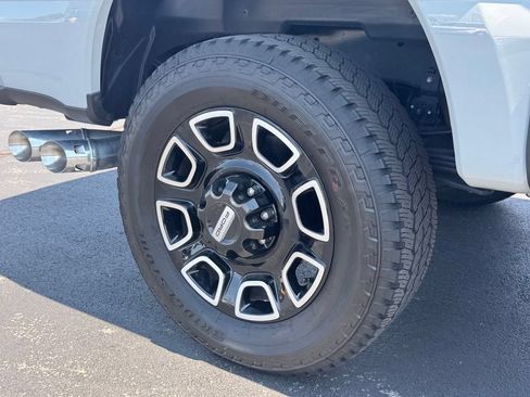 Used 2026 Ford F250 Platinum AWD/4WD image 25