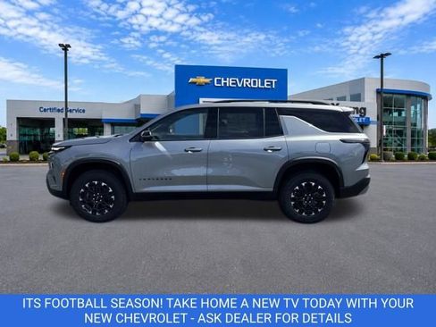 New 2027 Chevrolet Traverse Z71 w/ Driver Confidence Package AWD/4WD image 4