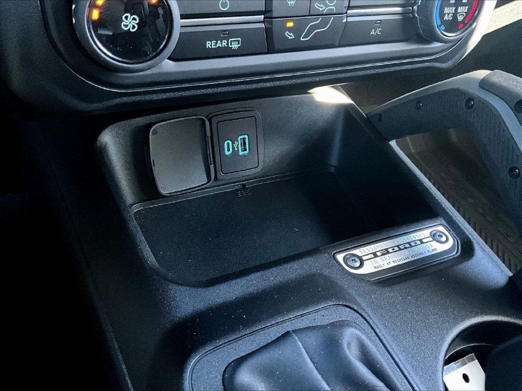 Used 2022 Ford Bronco 2-Door AWD/4WD image 18