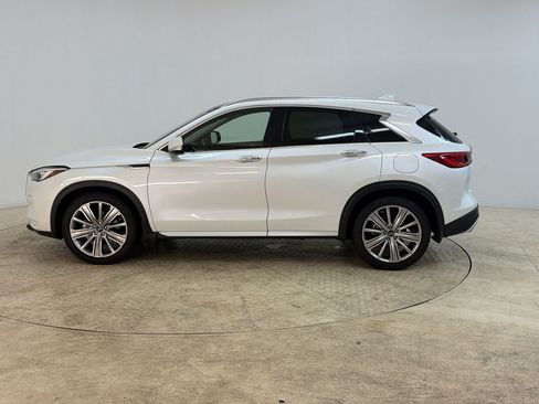 Used 2023 INFINITI QX50 Sensory AWD/4WD image 2