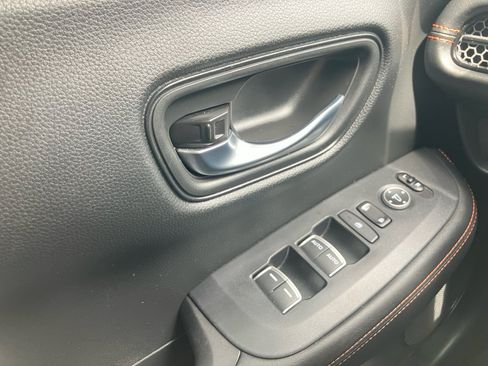 Certified 2024 Honda HR-V Sport image 36