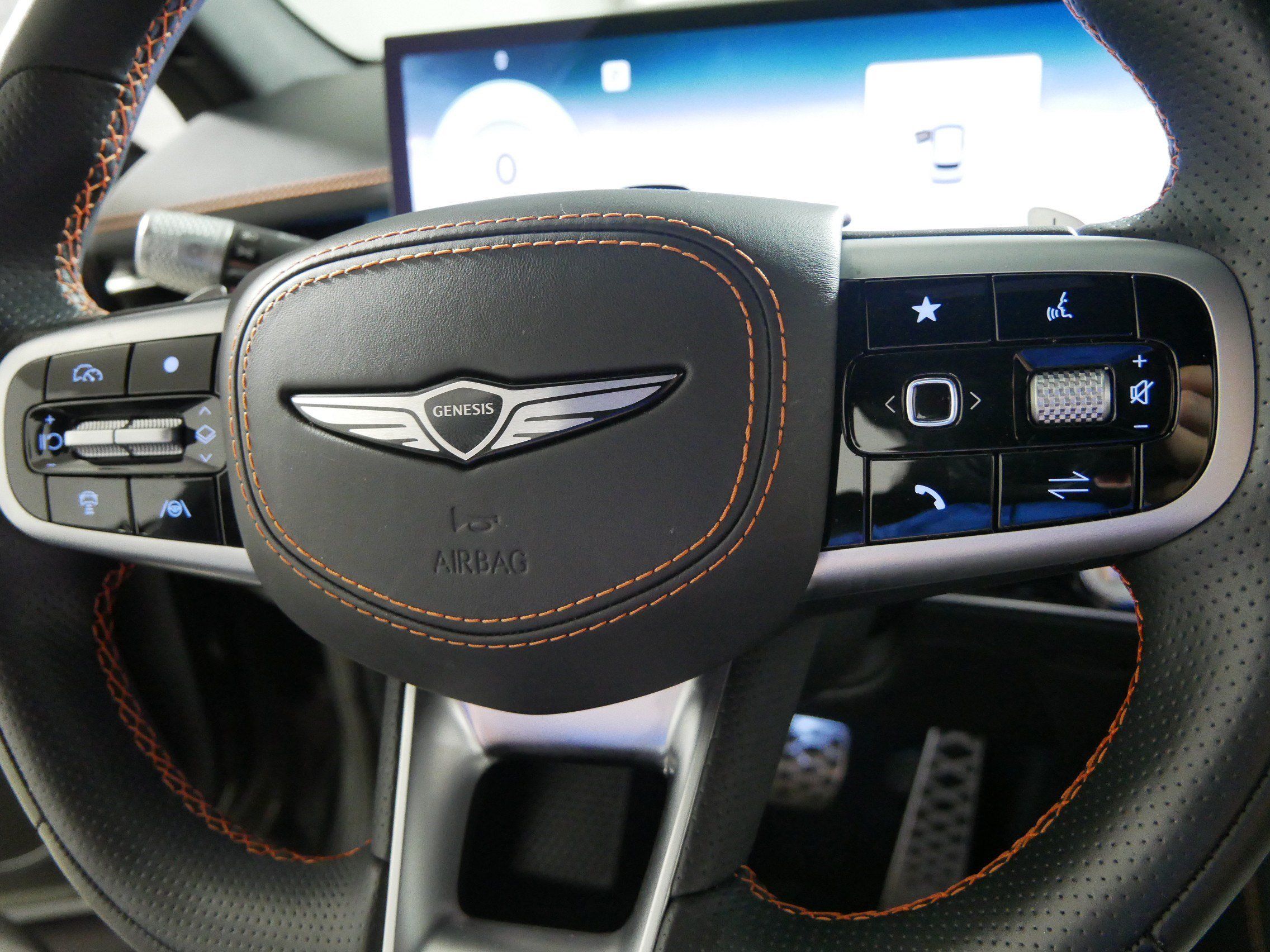 Used 2026 Genesis GV70 2.5T Sport Prestige AWD/4WD image 25