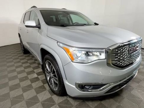 Used 2018 GMC Acadia Denali w/ Technology Package AWD/4WD image 14