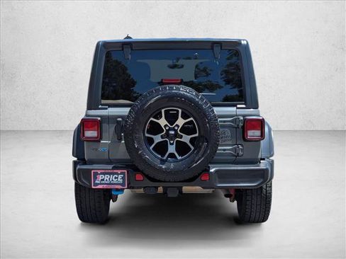 Used 2023 Jeep Wrangler Unlimited AWD/4WD image 7