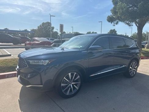 Used 2025 Acura MDX FWD w/ Technology Package image 4