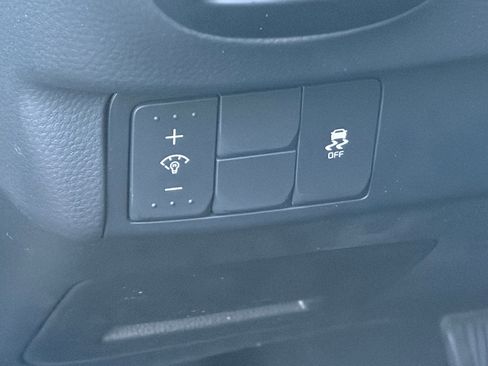 Used 2018 Kia Soul + image 10