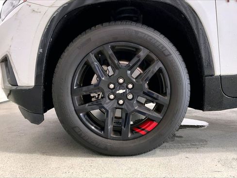 Used 2020 Chevrolet Traverse Premier w/ Redline Edition FWD image 4
