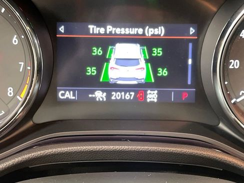 Certified 2021 Buick Encore GX Essence w/ Advanced Technology Package image 17