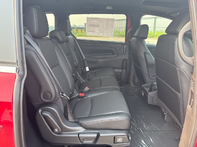 New 2026 Honda Odyssey Sport-L image 12