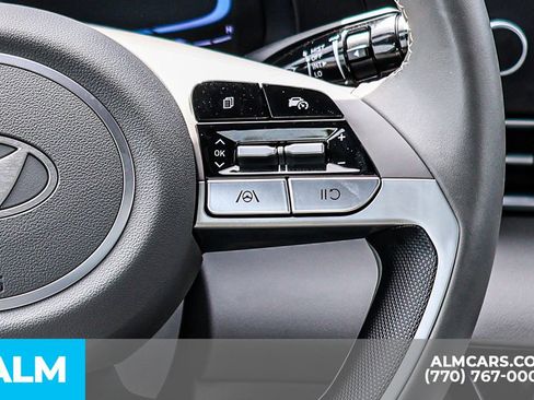 Used 2025 Hyundai Elantra Sport image 34