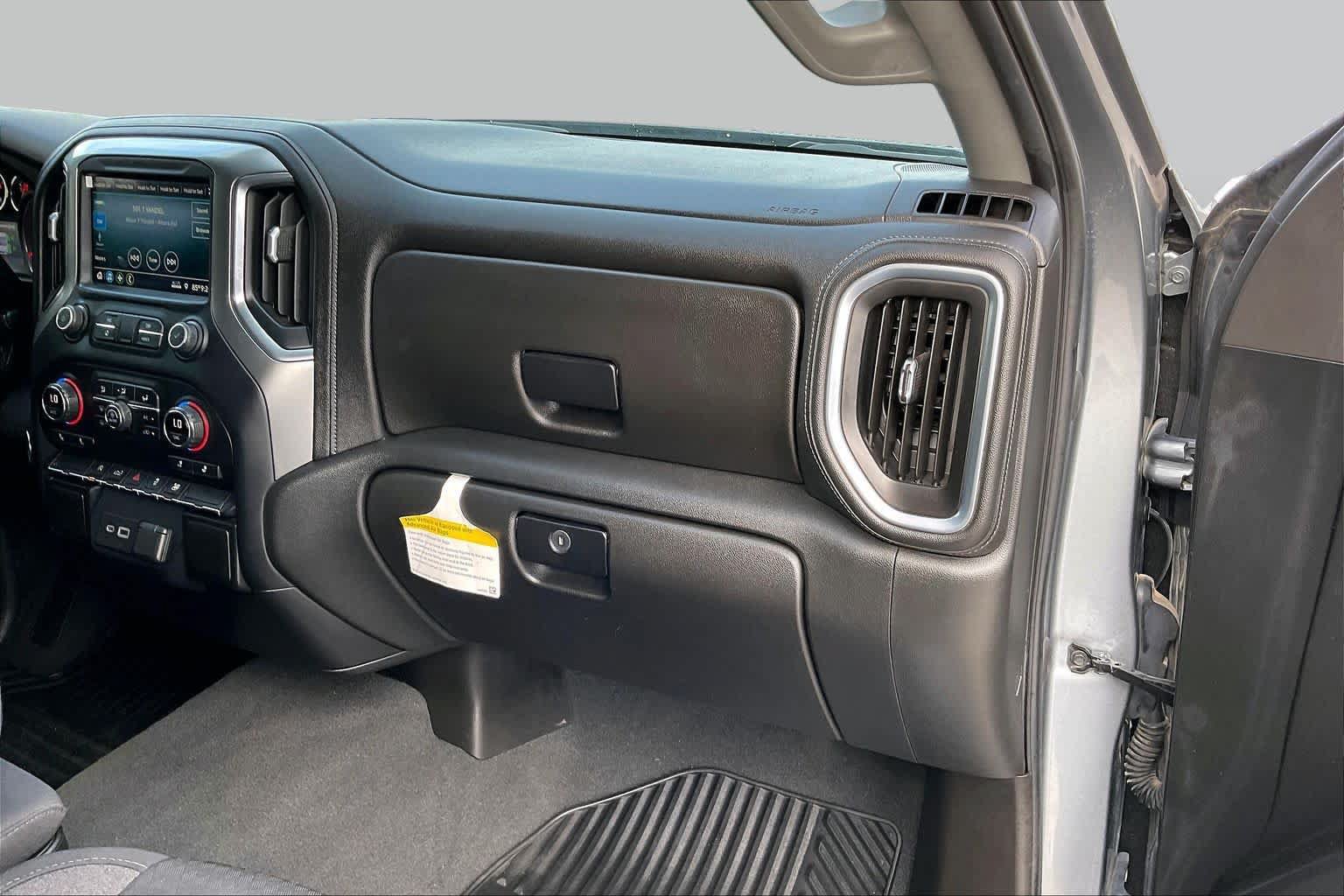 Used 2021 Chevrolet Silverado 1500 RST w/ LPO, Dark Essentials Package RWD image 18