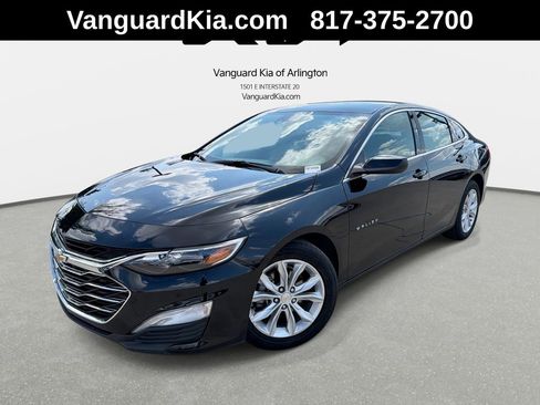 Used 2025 Chevrolet Malibu LT FWD image 1