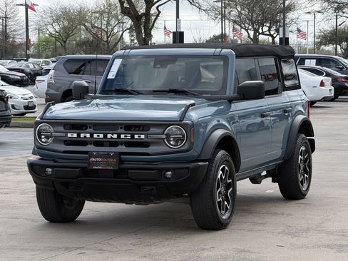 Used 2023 Ford Bronco Big Bend image 5