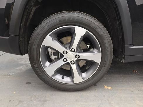 Used 2023 Jeep Grand Cherokee 4xe w/ Luxury Tech Group II image 20