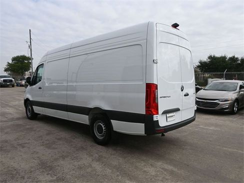 New 2026 Mercedes-Benz Sprinter 2500 image 16