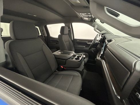 Used 2025 Chevrolet Silverado 1500 LT image 40