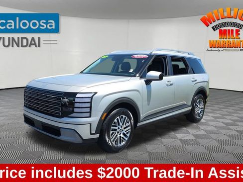 Used 2026 Hyundai Palisade SEL FWD image 3