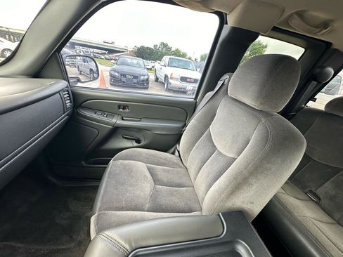 Used 2005 GMC Sierra 1500 SLE w/ Light Duty Power Package RWD image 42