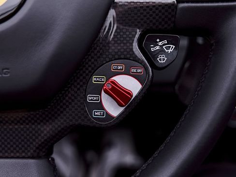 Used 2019 Ferrari 488 Spider RWD image 70