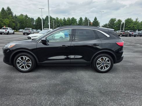 Certified 2022 Ford Escape SEL AWD/4WD image 2