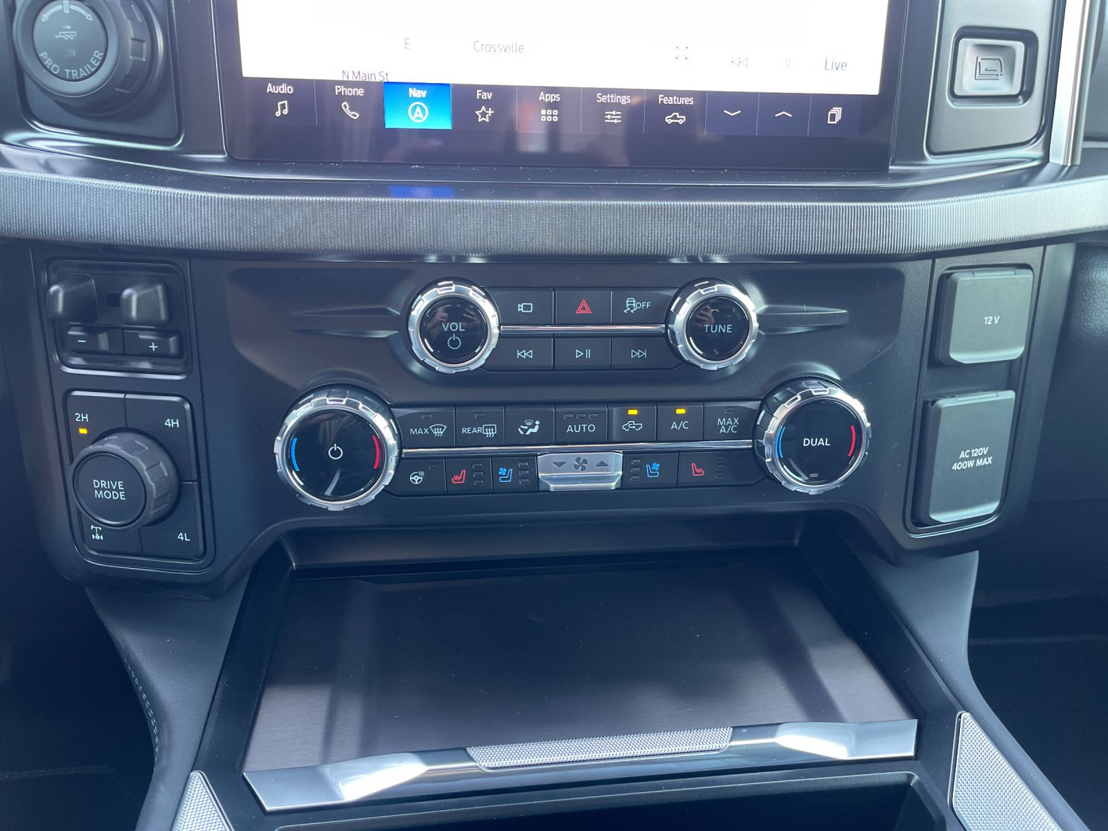 New 2026 Ford F250 Platinum w/ FX4 Off-Road Package AWD/4WD image 23