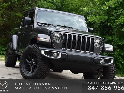 Used 2022 Jeep Gladiator Sport AWD/4WD image 3