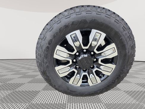 Used 2024 GMC Sierra 2500 Denali w/ Denali Reserve Package image 27