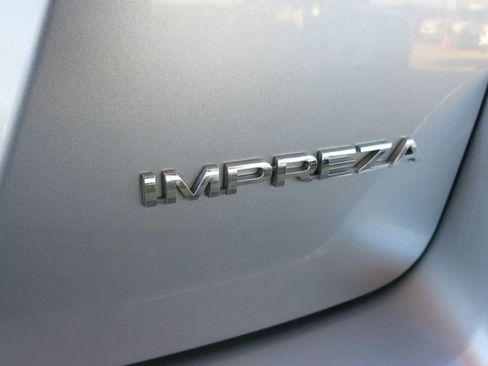 Used 2019 Subaru Impreza 2.0i w/ Eyesight image 10