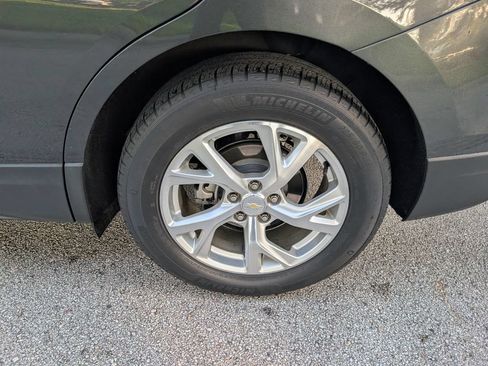Used 2021 Chevrolet Equinox Premier FWD image 11