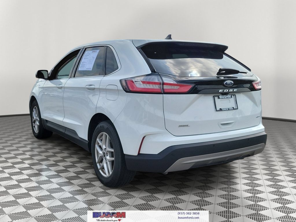 Used 2024 Ford Edge SEL AWD/4WD image 3