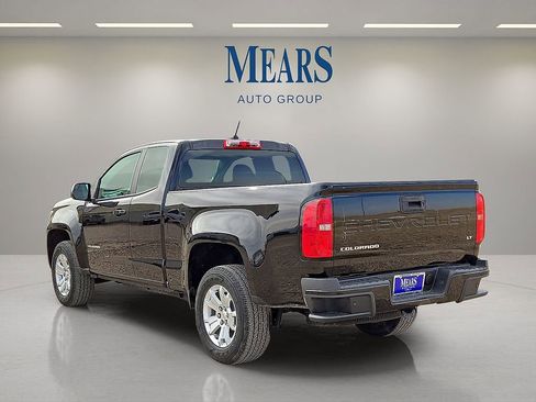 Used 2022 Chevrolet Colorado LT w/ Fleet Safety Package image 3