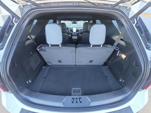 Certified 2022 Ford Explorer ST w/ ST Street Pack image 17