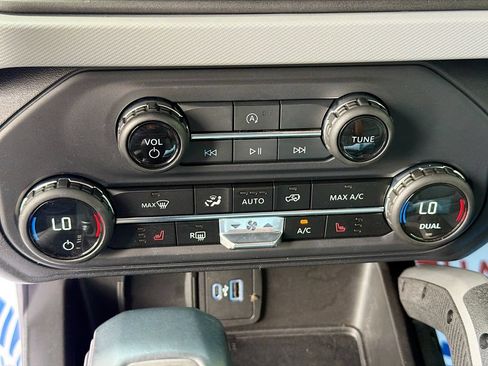 Used 2023 Ford Bronco Big Bend AWD/4WD image 18