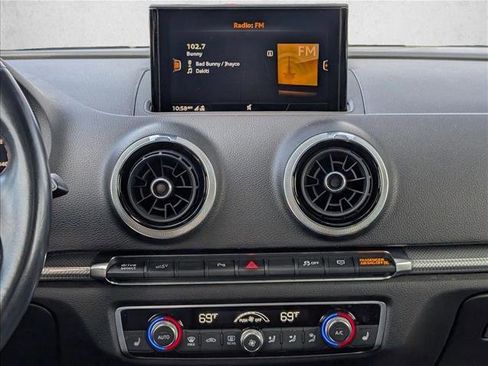 Used 2018 Audi A3 e-tron Premium Plus w/ Technology Package image 14