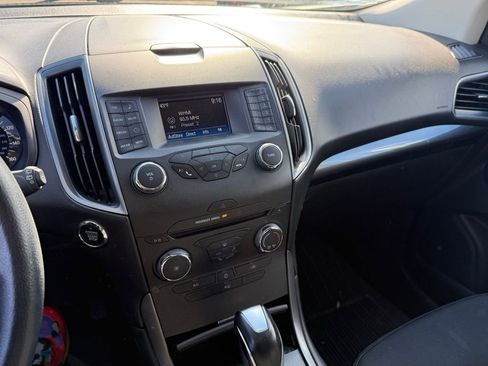 Used 2018 Ford Edge SE w/ Cargo Accessory Package image 8