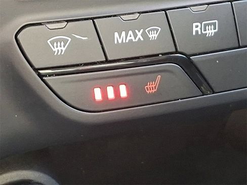 Certified 2022 Ford Ranger XLT w/ Equipment Group 302A High image 27