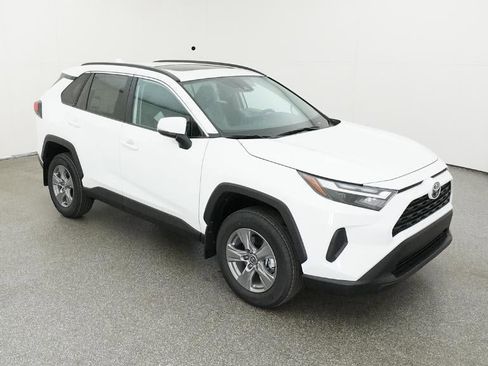 New 2025 Toyota RAV4 XLE image 13