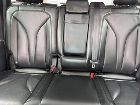 Used 2023 Lincoln Nautilus Reserve AWD/4WD image 1