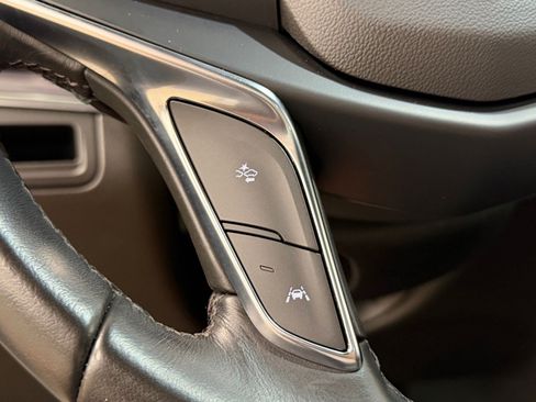 Used 2023 Cadillac XT5 Luxury FWD image 21