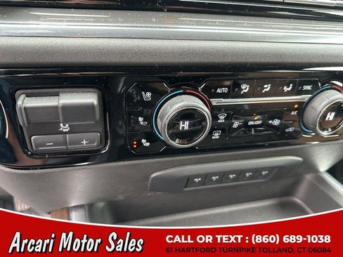 Used 2024 Chevrolet Silverado 2500 High Country w/ Technology Package image 23