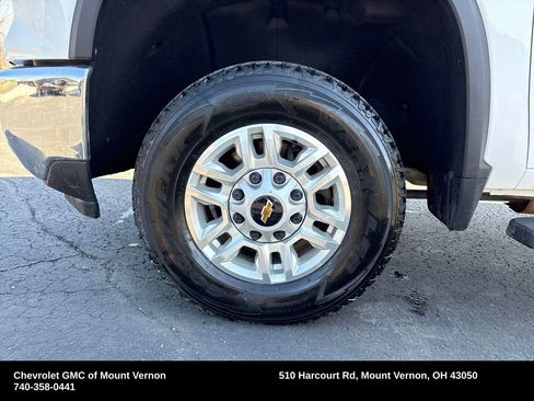 Used 2024 Chevrolet Silverado 2500 LT image 23