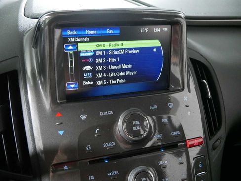 Used 2015 Chevrolet Volt w/ Enhanced Safety Package 1 FWD image 22