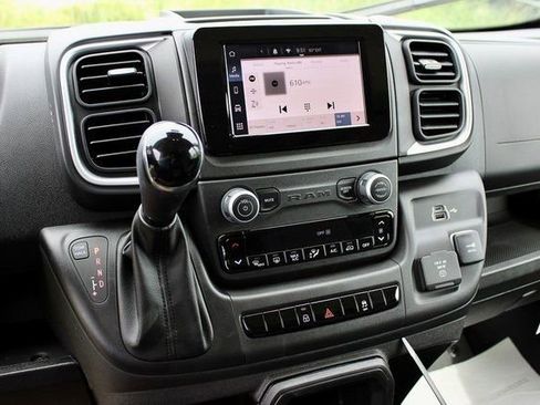 New 2024 RAM ProMaster 3500 w/ Quick Order Package 22G SLT image 18